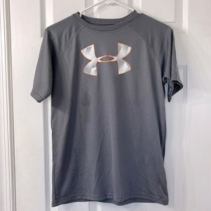 Boys Under Armour dri-fit Tshirt
